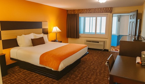 Standard Room, 1 King Bed