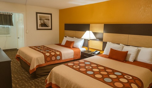 Standard Room (2 Beds)