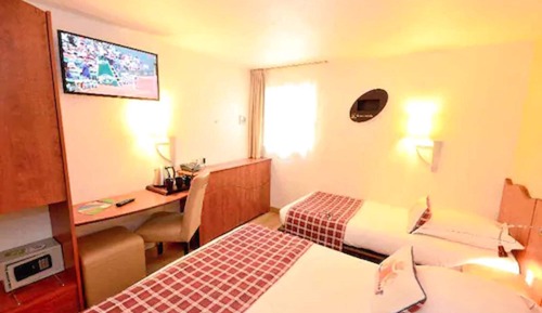 Twin Room