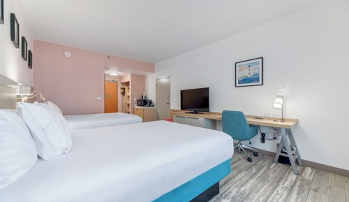 Standard Room, 2 Queen Beds, Balcony (Side Ocean View)