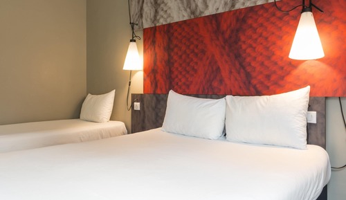 Room, Multiple Beds