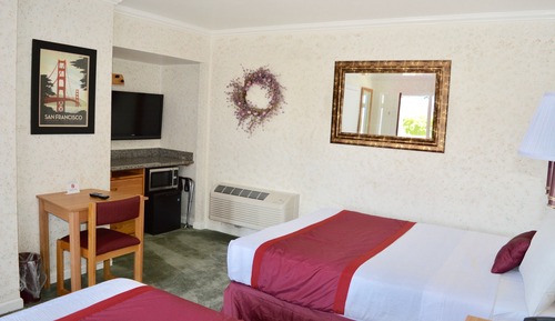 Standard Room, 2 Queen Beds