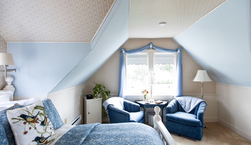 John Barry Room, 1 queen bed oceanview