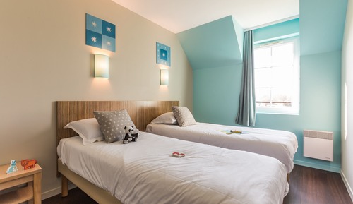 House 6 people - 2 bedrooms - Fireplace- Terrace