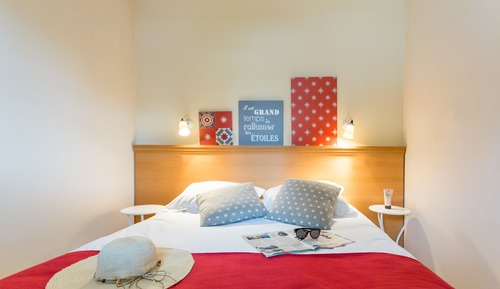 Apartment 5 people - 1 bedroom - Terrace or balcony - Pool view