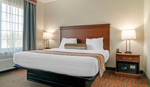 King Suite with Jacuzzi Non Smoking