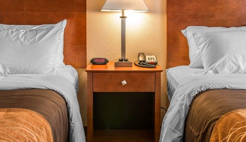 Standard Room, 2 Queen Beds, Non Smoking
