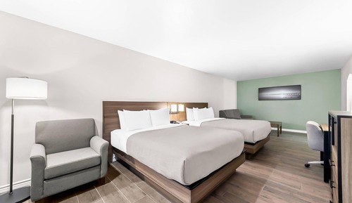 Suite, Multiple Beds, Non Smoking