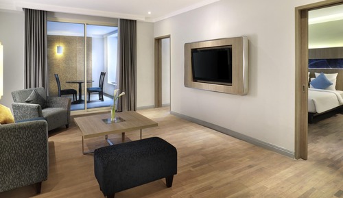 Deluxe Suite, 1 King Bed