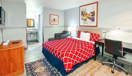 Basic Single Room, 1 Queen Bed, Non Smoking