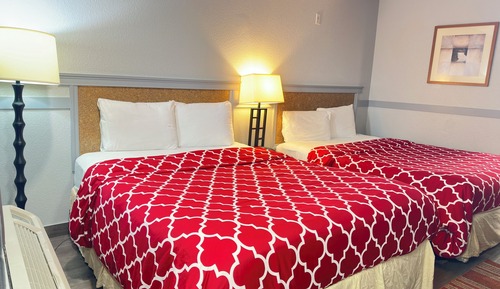 Family Double Room, 2 Queen Beds, Non Smoking, Kitchenette