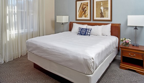 Traditional Room, One King Bed, Accessible