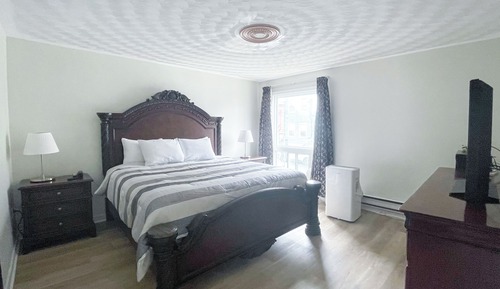 Deluxe Room, 1 King Bed