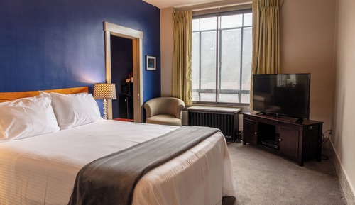 PET FRIENDLY-Suite, Accessible, Ensuite (3 room - 2 bedroom)