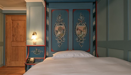Traditional Single Room