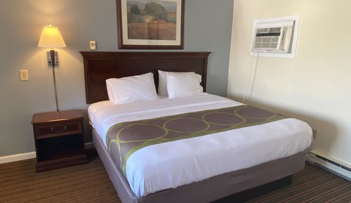 Standard Room, 1 King Bed