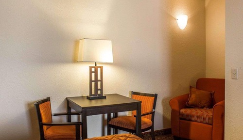 Suite, Multiple Beds, Non Smoking