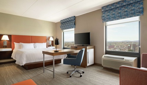 Studio, 1 King Bed, Accessible (Hearing Acc)