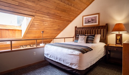 Townhome, 2 Bedrooms (Timber)
