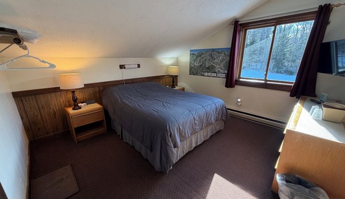 Economy Room, 1 Queen Bed