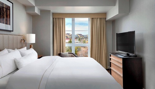 Suite, 3 Bedrooms