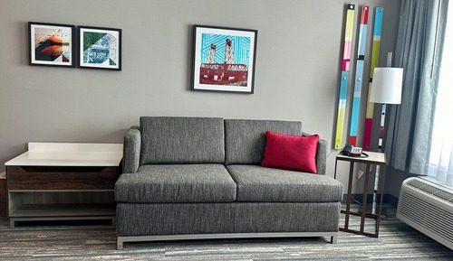 Rain shower Suite, 1 King bed, Accessible, Non smoking