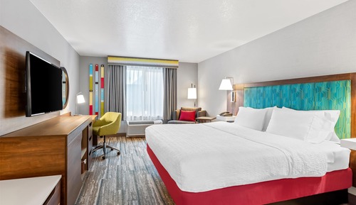 One King Bed, Non-Smoking (Hearing Accessories)