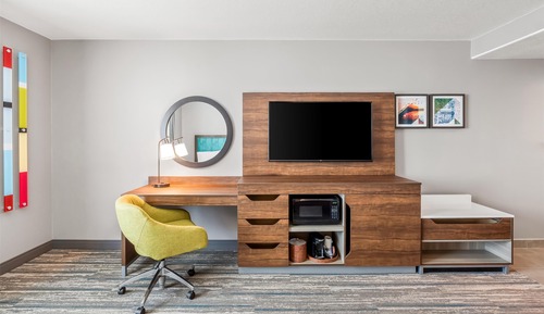 Room, 2 Queen Beds, Accessible, Non Smoking