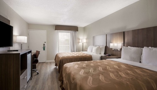 Standard Room, 2 Queen Beds, Smoking
