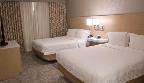 Suite, 2 Queen Beds, Accessible, Non Smoking