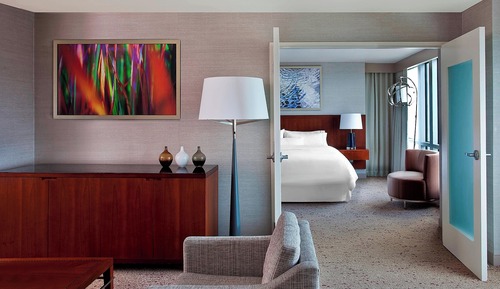 Executive Suite, 1 Bedroom, City View (Mobility Accessible, Roll-In Shower)