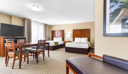 Suite, Multiple Beds, Accessible, Non Smoking