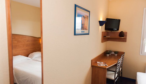 Economy Twin Room