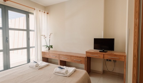 Standard Studio, Terrace