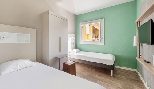 Standard Room, 2 Twin Beds