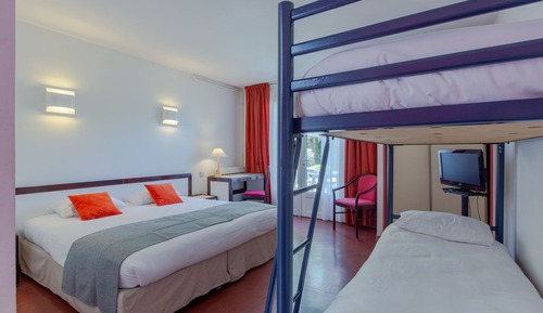 Standard Quadruple Room
