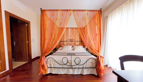Junior Studio Suite
