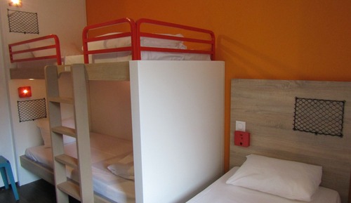 Triple Room, 3 Twin Beds, Private Bathroom (Cabrio)