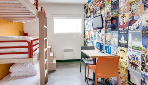 Room, 3 Bunk Beds, Private Bathroom (Cabrio Break)