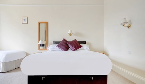 Standard Room, Multiple Beds (Family)