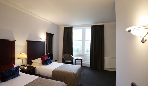 Mountain View Family for 3