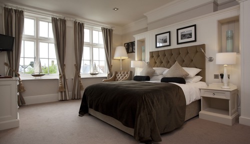 Standard Double Room, Partial Sea View