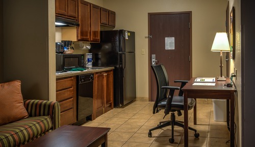 Suite, 1 Queen Bed with Sofa bed, Accessible, Non Smoking (Efficiency, Upgrade)