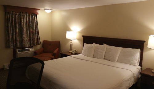 Premium Room, 1 King Bed, Smoking