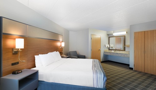 Deluxe Room, 1 King Bed, Non Smoking