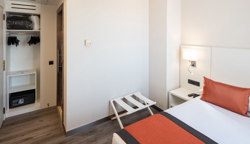 Single Room