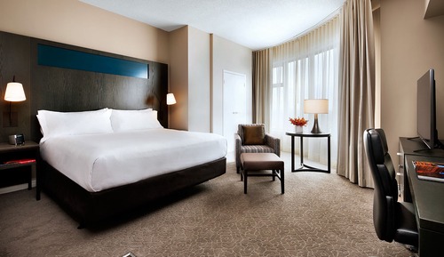 Tower Deluxe Suite
