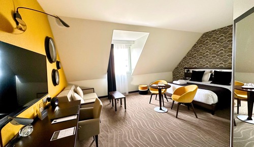 Suite Junior Prestige - Vue Jardins & Vignobles