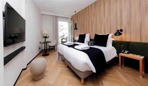 Chambre Prestige Terrasse - Vue Jardins & Vignobles