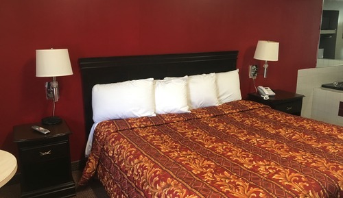 Suite, 1 King Bed, Non Smoking, Jetted Tub